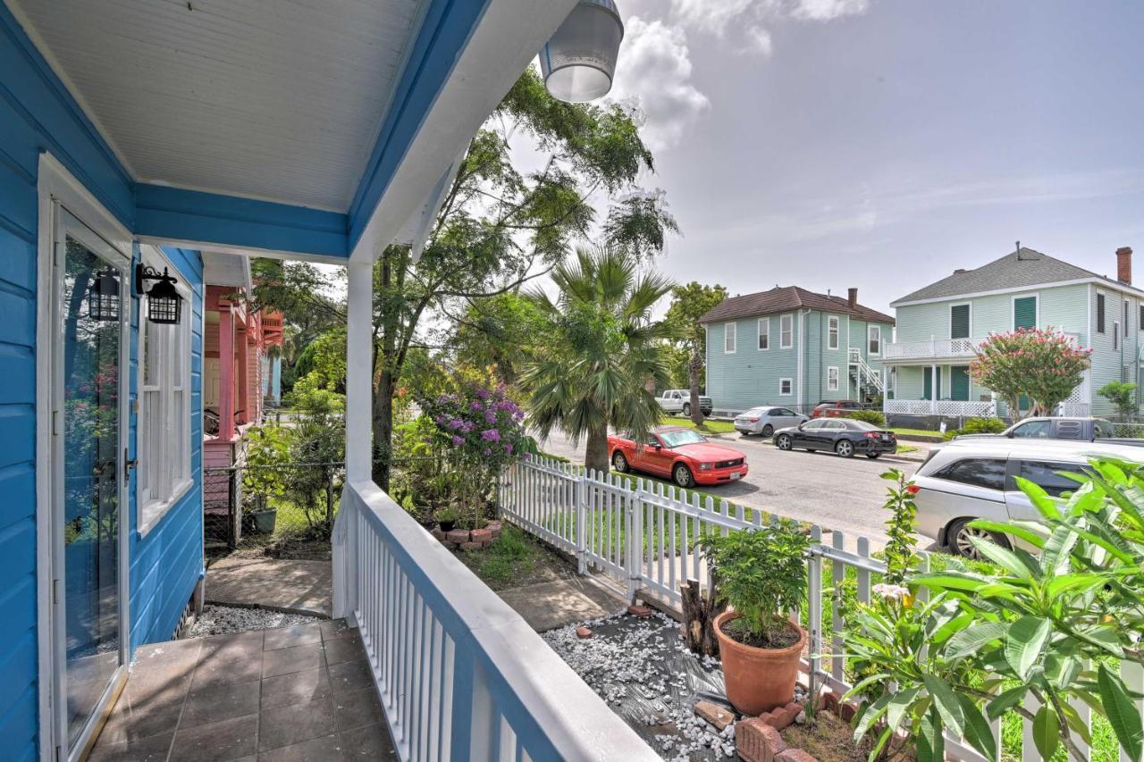 Bright Galveston Bungalow Half Mi To Pleasure Pier מראה חיצוני תמונה